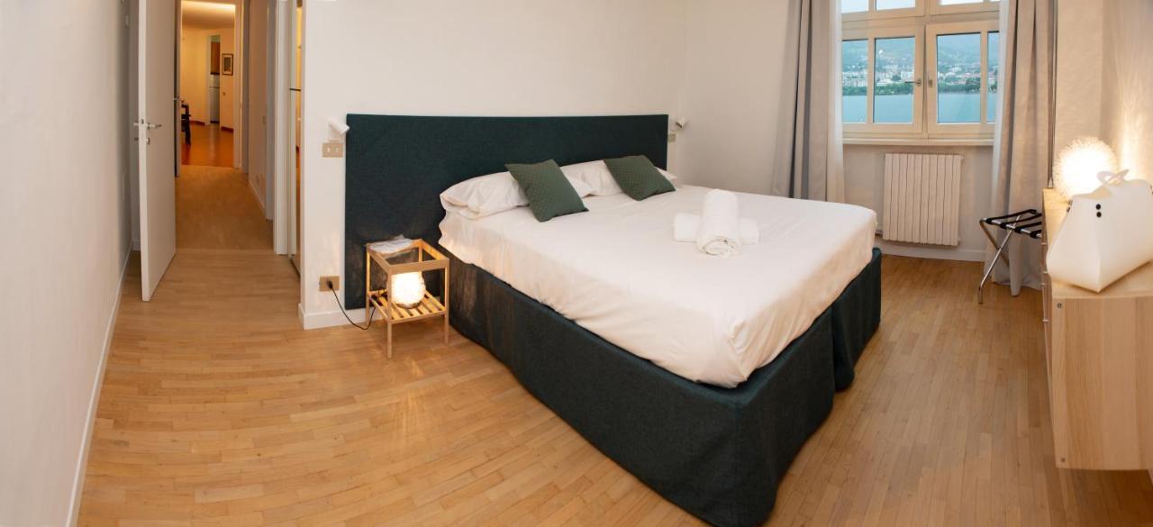 Little Marina Apartment Малграте Екстериор снимка