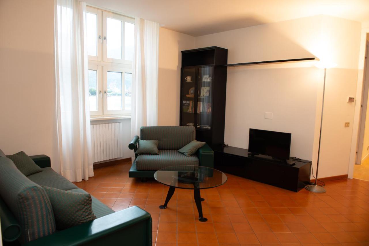 Little Marina Apartment Малграте Екстериор снимка